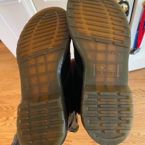 Doc Marten’s 1640 Combat Boots - Patent Leather - Picture 5 of 5